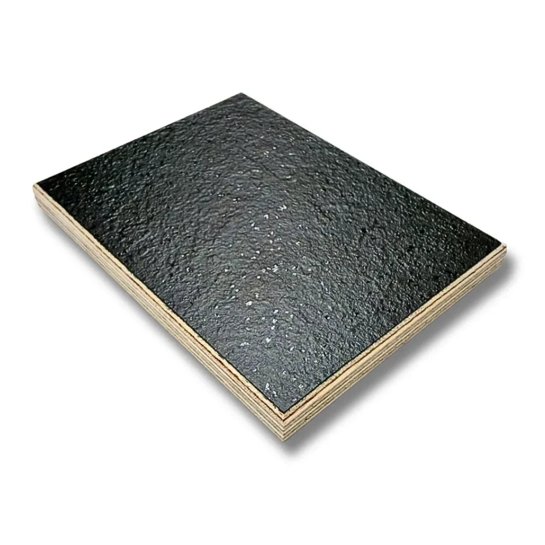 Piece of Riga Rock Black on a white background - Ply Online