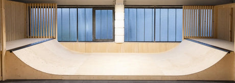 Plywood skatepark in Vienna: U-shaped plywood ramp