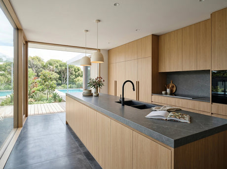 White Oak Timber Veneer Panel A/B UV-Coated FOSB 19x2745x1220 mm - Ply Online